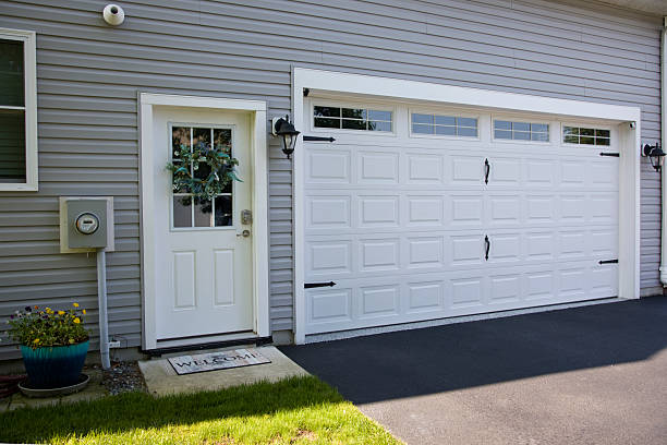 24/7 Emergency Garage Door Panel Replacement experts in Good Hope, AL